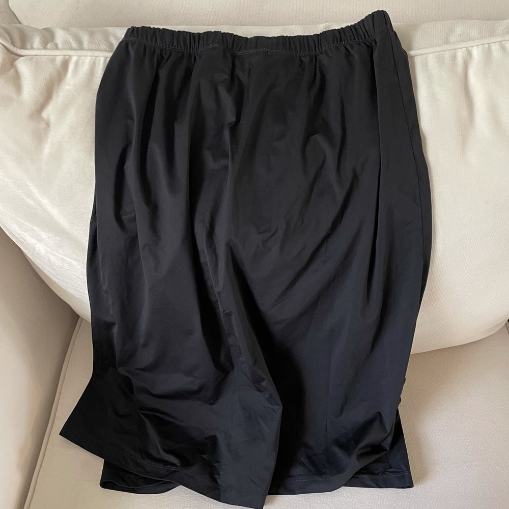 Exercise skirt